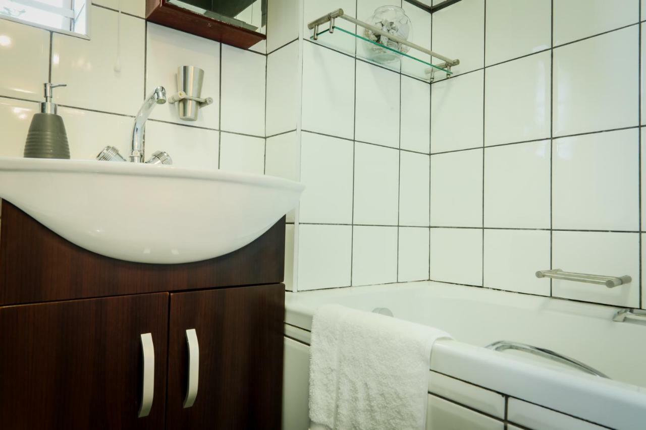 Town View Apartment ปีเตอร์มาริตซ์เบิร์ก ภายนอก รูปภาพ