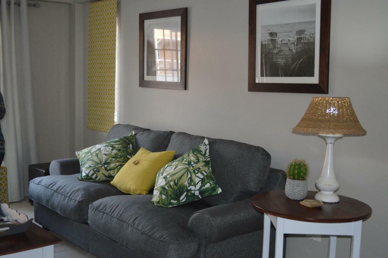 Town View Apartment ปีเตอร์มาริตซ์เบิร์ก ภายนอก รูปภาพ